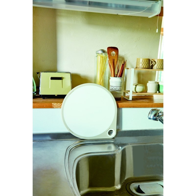 貝印 2040974 まるいまな板 30cm ホワイト #AP5328 1個（ご注文単位1個）【直送品】