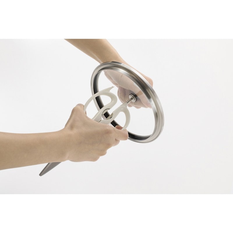 貝印 2041120 KK 多機能キッチンバサミマグネットケース付き DH8006 1個（ご注文単位1個）【直送品】