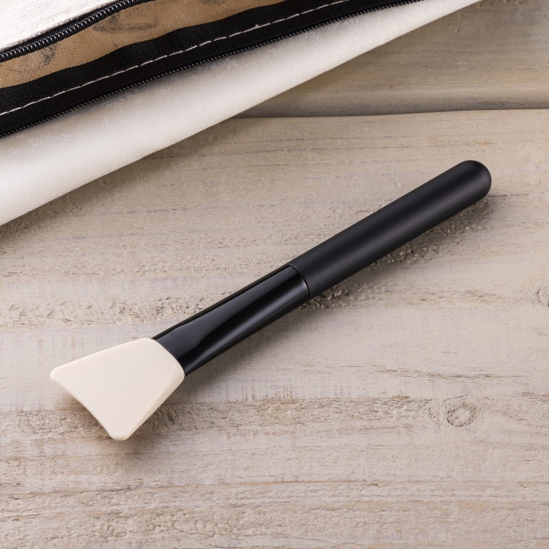 貝印 2041024 cosmeup シリコーンファンデーションブラシ #HC3763 1個（ご注文単位1個）【直送品】