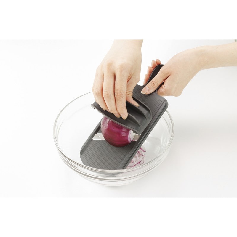 貝印 2041135 KK コンパクト両刃スライサー指ガード付き DH8021 1個(ご注文単位1個)【直送品】