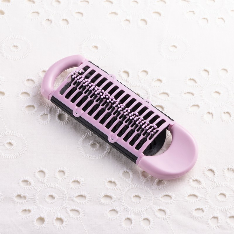 貝印 2041039 セルフクリーニングヘアブラシ #KQ3174 1個(ご注文単位1個)【直送品】