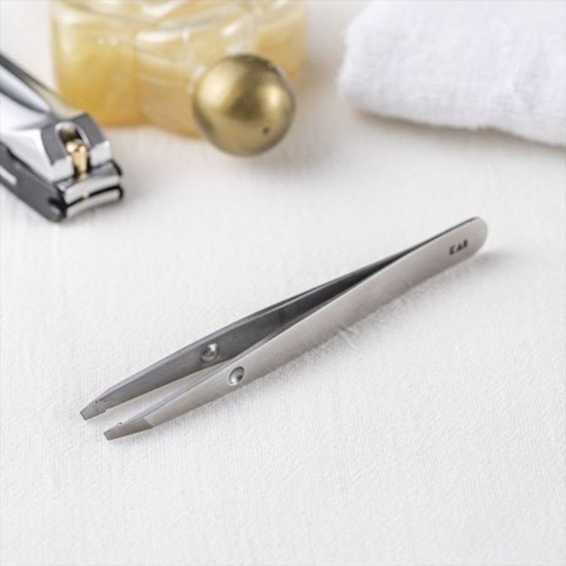 貝印 204889 がっちりキャッチ毛抜きシルバー #000KQ3215 1個（ご注文単位1個）【直送品】