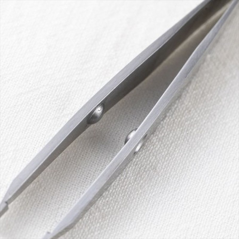 貝印 204889 がっちりキャッチ毛抜きシルバー #000KQ3215 1個（ご注文単位1個）【直送品】