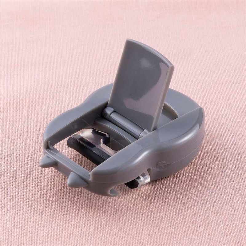 貝印 2040484 Nyarming ねこのアイラッシュカーラー #000HC2200 1個（ご注文単位1個）【直送品】