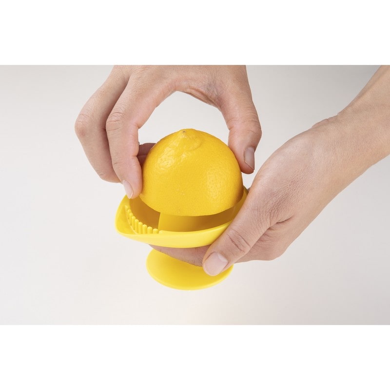 貝印 2041306 KK 軽い力でしっかりしぼれるレモンジューサー DH8193 1個(ご注文単位1個)【直送品】