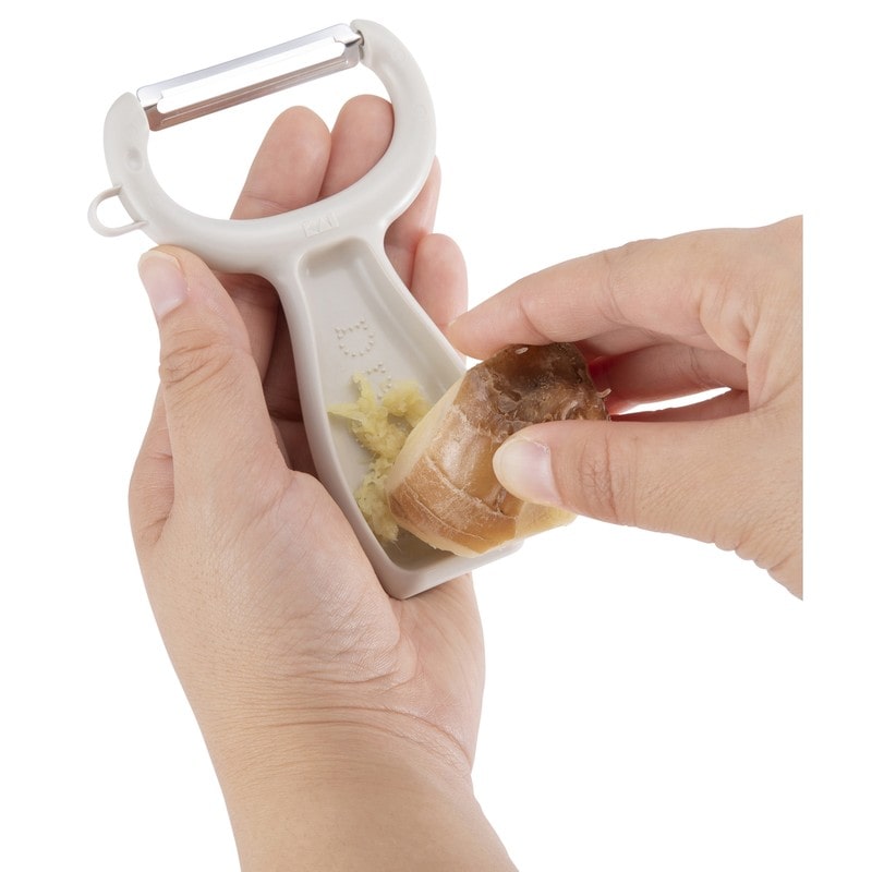 貝印 2040988 ぼうし型カバー付き ねこのピーラー ウォームGR #DH2736 1個(ご注文単位1個)【直送品】