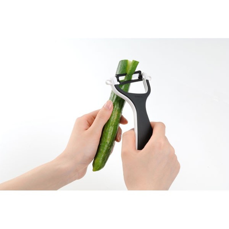 京セラ 208266 セラミックピーラー CP-NA12-FP 1個(ご注文単位1個)【直送品】