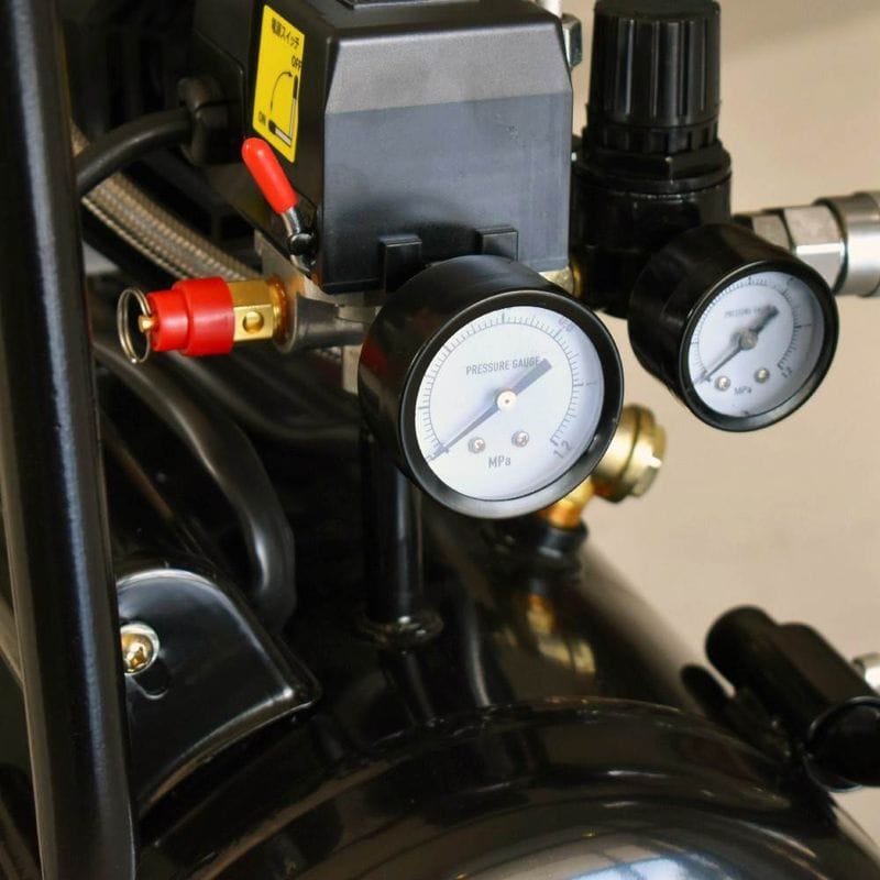 ワールドツール アストロプロダクツ AP サイレントエアコンプレッサー 24L 2004000010159(ご注文単位1パック)【直送品】