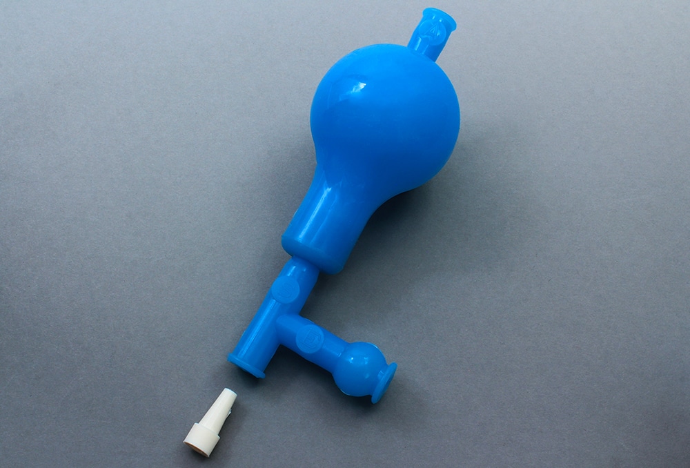 神田ゴム化学 カラーシリコン安全ピペッター 青 1個 (ご注文単位1個)【直送品】