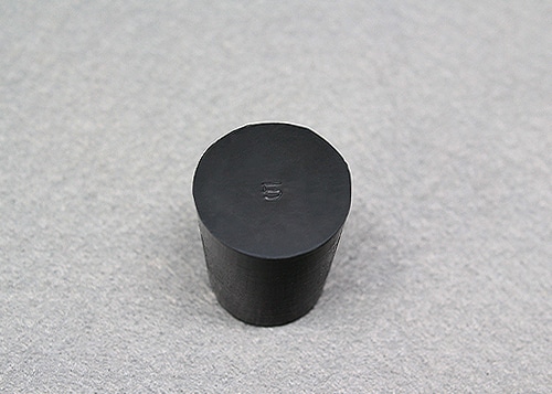 フッ素ゴム栓 No5 21mm×18mm×26.5Hmm 1個 (ご注文単位1個)【直送品】