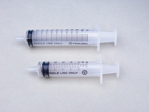 テルモ シリンジ SS-20ESZ 20ml 50本入 1箱 (ご注文単位1箱)【直送品】