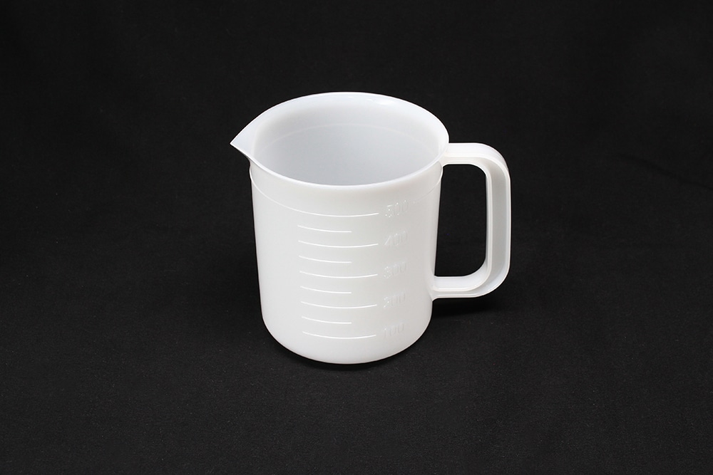 日本メデカルサイエンス ポリエチレンビーカー 500mL 片手付 目盛付 1個 (ご注文単位1個)【直送品】