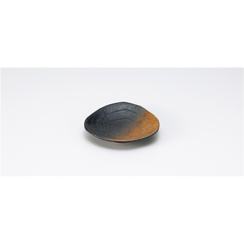 古林陶器 和陶オープン 黒備前吹き 三角3.5皿 844501641 1個（ご注文単位1個）【直送品】