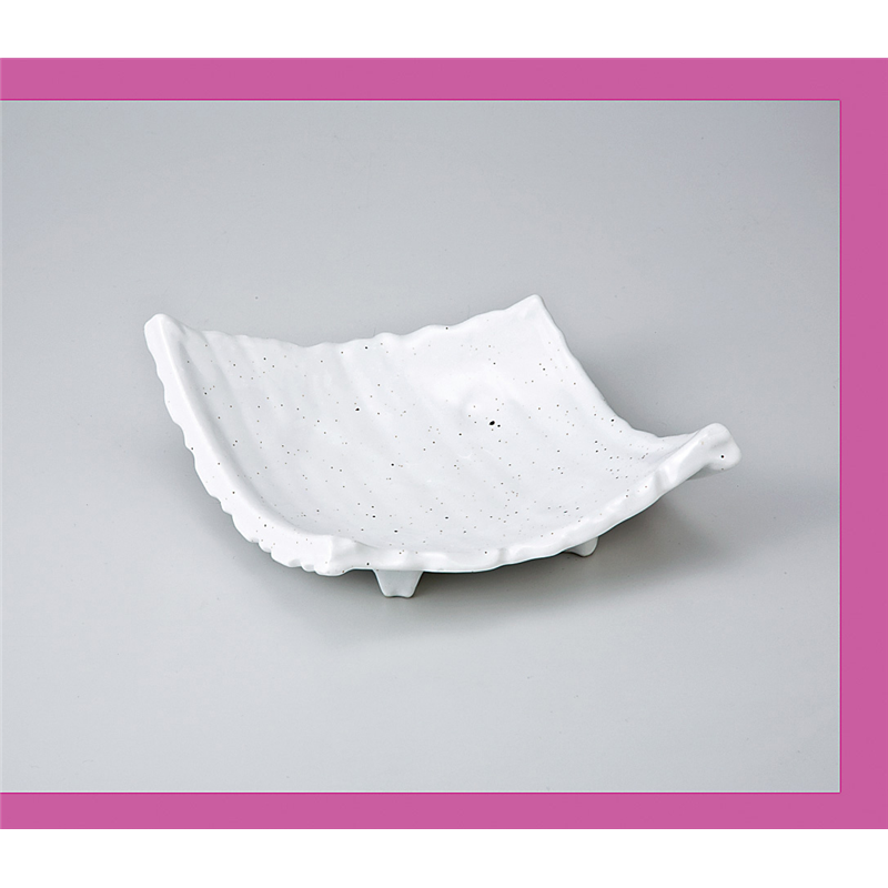 古林陶器 多用皿 白釉四つ足変型盛皿 721110478 1個（ご注文単位1個）【直送品】