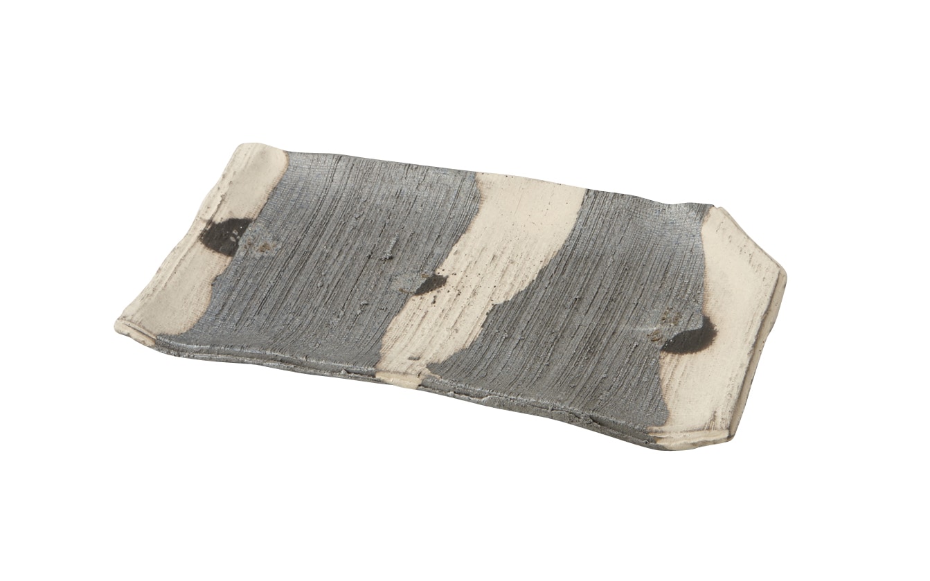 丸モ高木陶器 聲望黒窯変掛分角折26cm長角皿 4A113-09 1個（ご注文単位1個）【直送品】