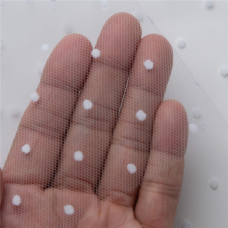 コスモテキスタイル 生地 チュール ドット フロッキー 15D 巾92cm×4m切売カット col.1 ホワイト 1820F 1枚（ご注文単位1枚）【直送品】