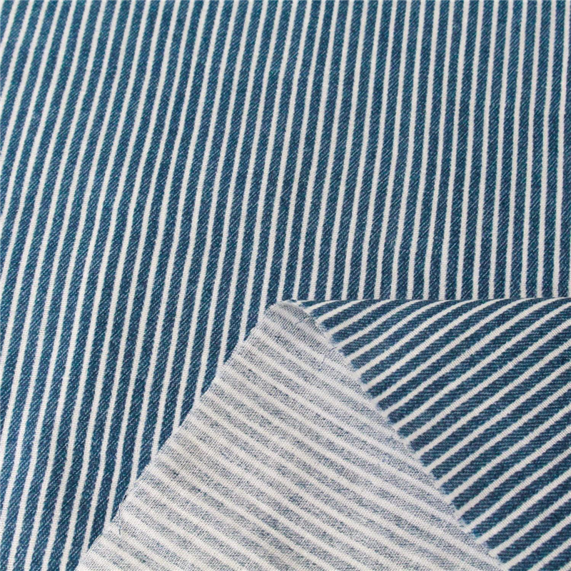 コスモテキスタイル デニム調Wガーゼ ストライプ ブルー 巾約108cm 2mカット AP25501-2B-2M 1枚（ご注文単位1枚）【直送品】