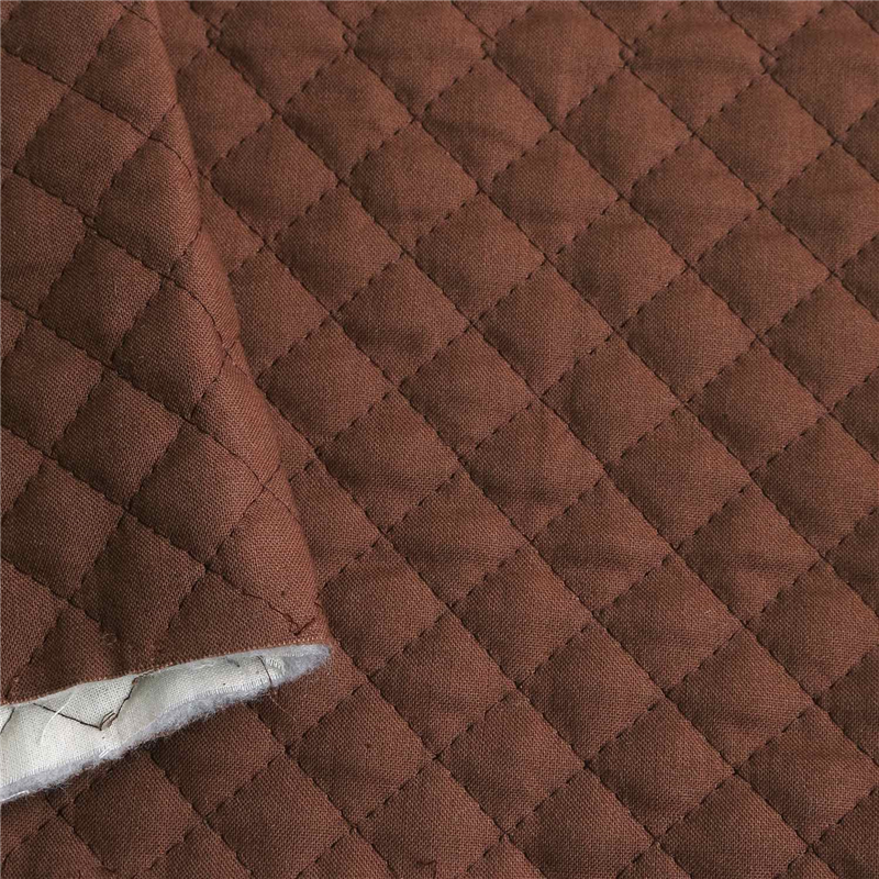 コスモテキスタイル キルティング生地 無地 巾85cm×7m切売カット 茶 AQ10000-214-7M 1枚（ご注文単位1枚）【直送品】