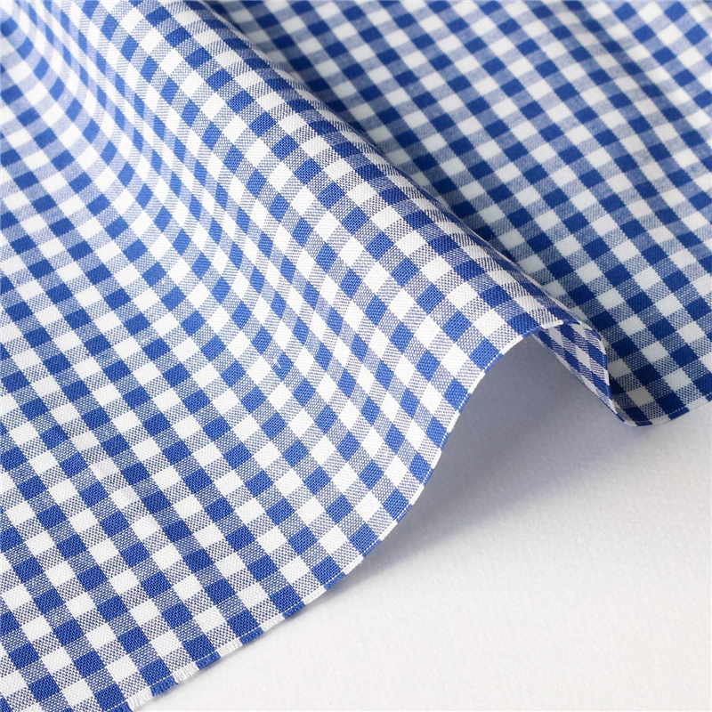 日本紐釦貿易 40sギンガムチェック 中 巾110cm×3m切売カット ブルー B53000Z-205-3M 1枚（ご注文単位1枚）【直送品】