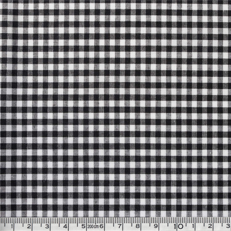 日本紐釦貿易 40sギンガムチェック 中 巾110cm×5m切売カット ブラック B53000Z-206-5M 1枚（ご注文単位1枚）【直送品】