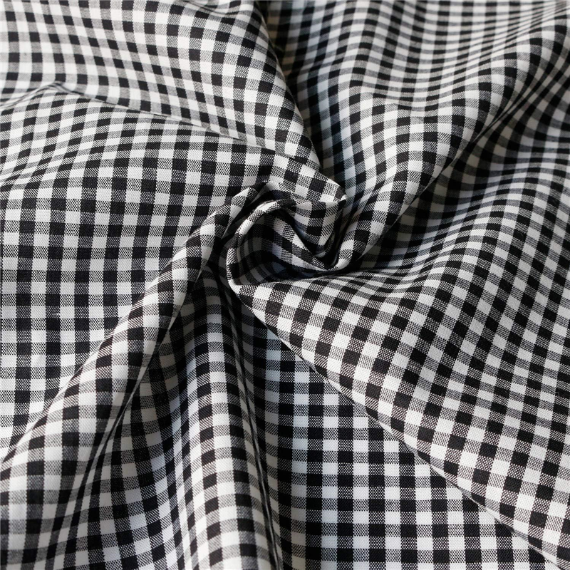 日本紐釦貿易 40sギンガムチェック 中 巾110cm×7m切売カット ブラック B53000Z-206-7M 1枚(ご注文単位1枚)【直送品】