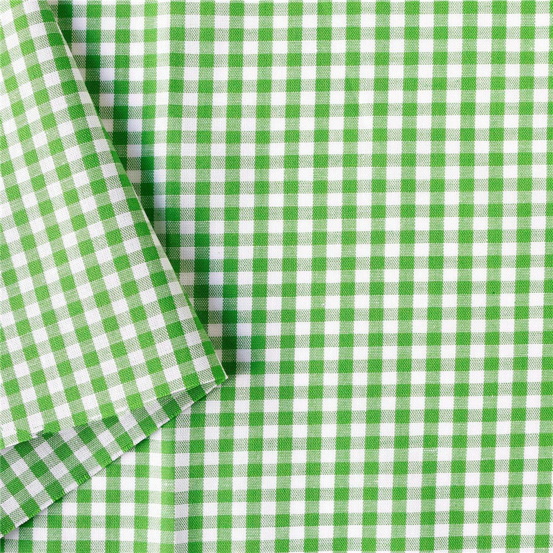 日本紐釦貿易 40sギンガムチェック 中 巾110cm×6m切売カット グリーン B53000Z-210-6M 1枚（ご注文単位1枚）【直送品】