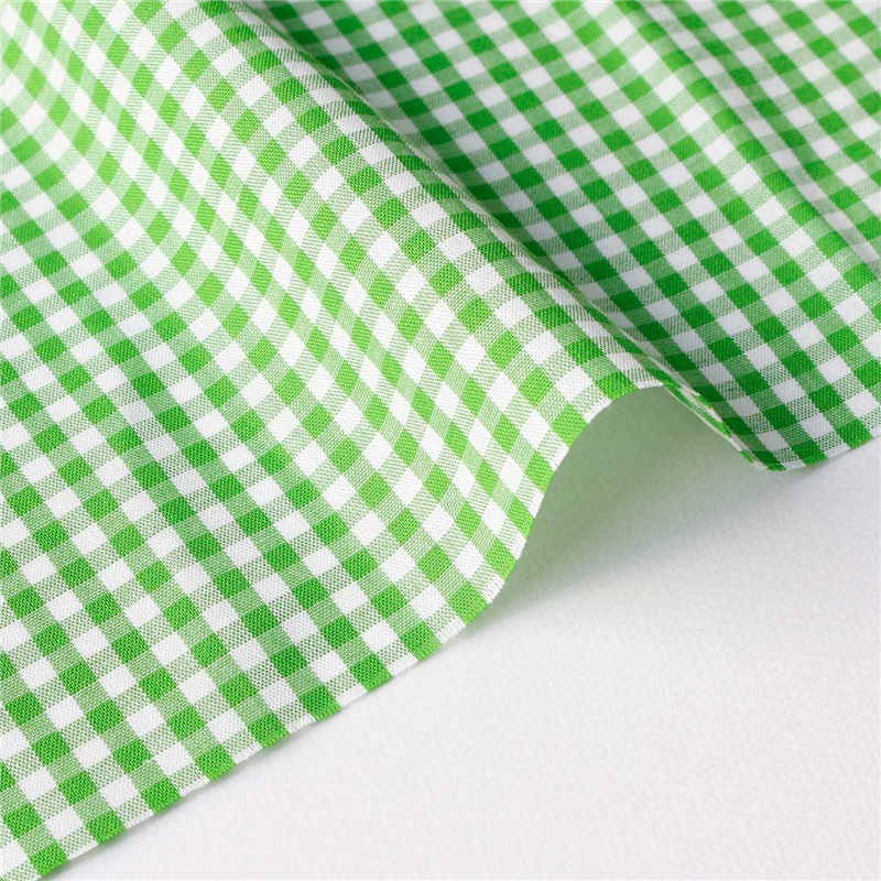 日本紐釦貿易 40sギンガムチェック 中 巾110cm×8m切売カット グリーン B53000Z-210-8M 1枚（ご注文単位1枚）【直送品】