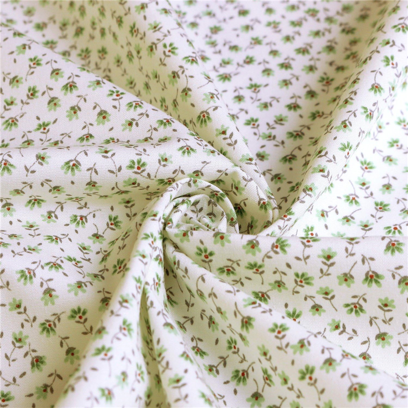 日本紐釦貿易 花柄プリント ブロード生地 巾112cm×10m切売カット グリーン系 B6100Z-3-1-10M 1枚（ご注文単位1枚）【直送品】