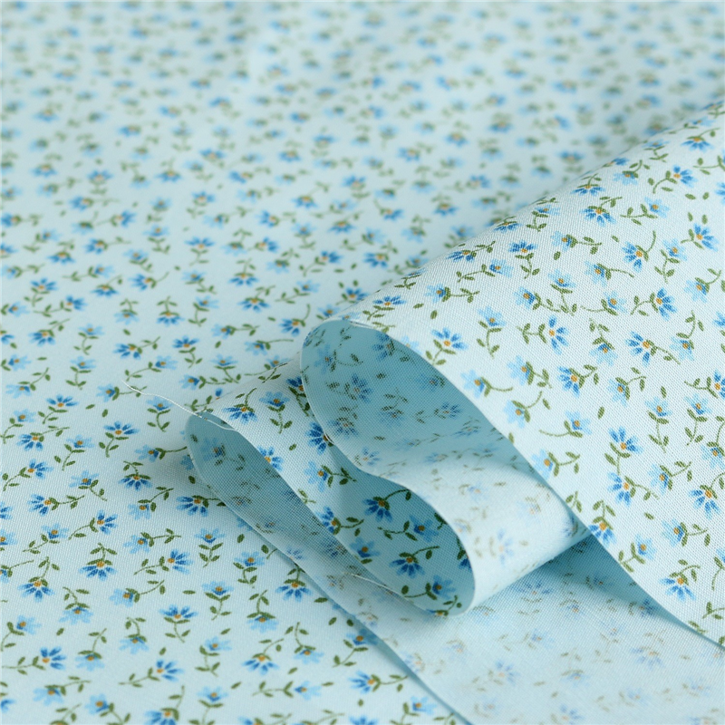 日本紐釦貿易 花柄プリント ブロード生地 巾112cm×5m切売カット ブルー系 B6100Z-3-22-5M 1枚（ご注文単位1枚）【直送品】