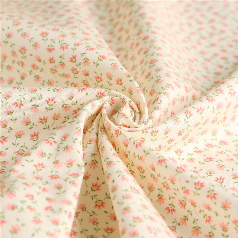 日本紐釦貿易 花柄プリント ブロード生地 巾112cm×3m切売カット ピンク系 B6100Z-3-4-3M 1枚（ご注文単位1枚）【直送品】