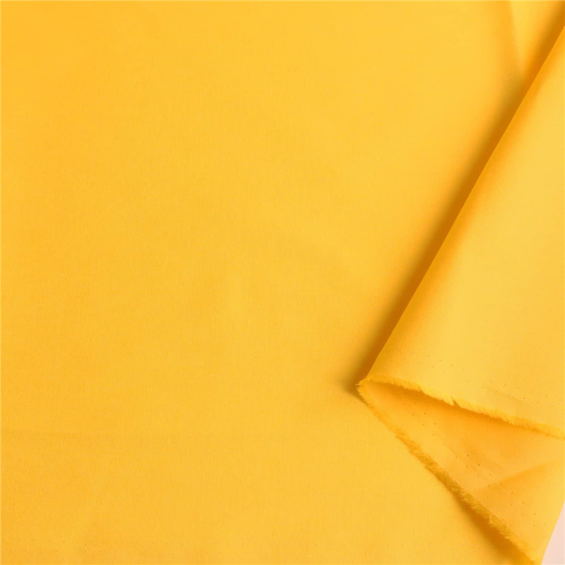 日本紐釦貿易 ブロード生地 無地 巾約112cm 1mカット マスターイエロー B64500-23-1M 1枚（ご注文単位1枚）【直送品】