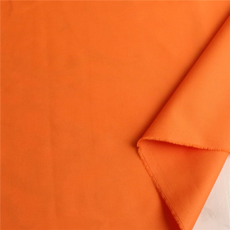 日本紐釦貿易 ブロード生地 無地 巾約112cm 4mカット キャロットオレンジ B64500-33-4M 1枚（ご注文単位1枚）【直送品】