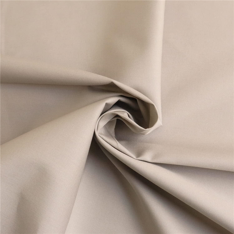 日本紐釦貿易 ブロード生地 無地 巾約112cm 5mカット グレー B64500-58-5M 1枚（ご注文単位1枚）【直送品】