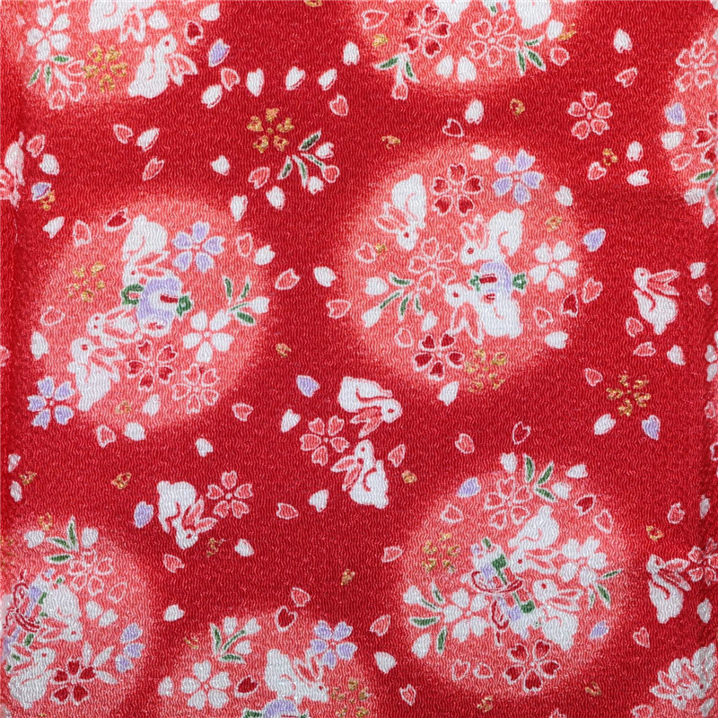 日本紐釦貿易 ちりめん 金彩 うさぎと花 赤 巾約70cm×5ｍ切売カット GH38-01-5M 1枚（ご注文単位1枚）【直送品】