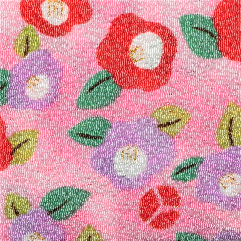 日本紐釦貿易 ちりめん 金彩 モダン椿 ピンク 巾約70cm×6ｍ切売カット GH52-02-6M 1枚（ご注文単位1枚）【直送品】