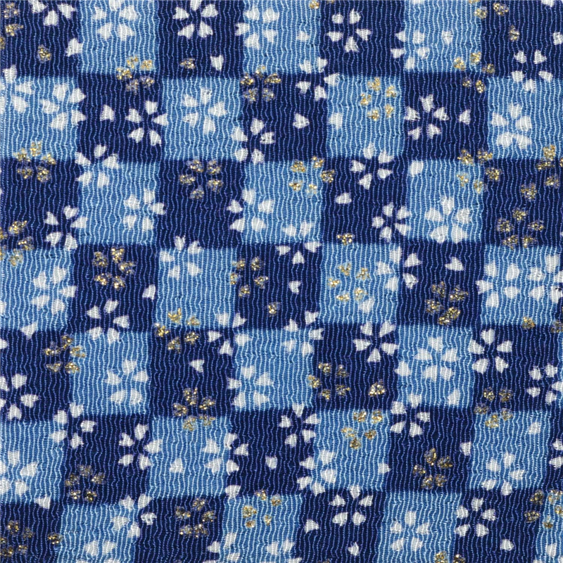 日本紐釦貿易 ちりめん 金彩 市松と桜 青 巾約70cm×1ｍ切売カット GN97-03-1M 1枚（ご注文単位1枚）【直送品】