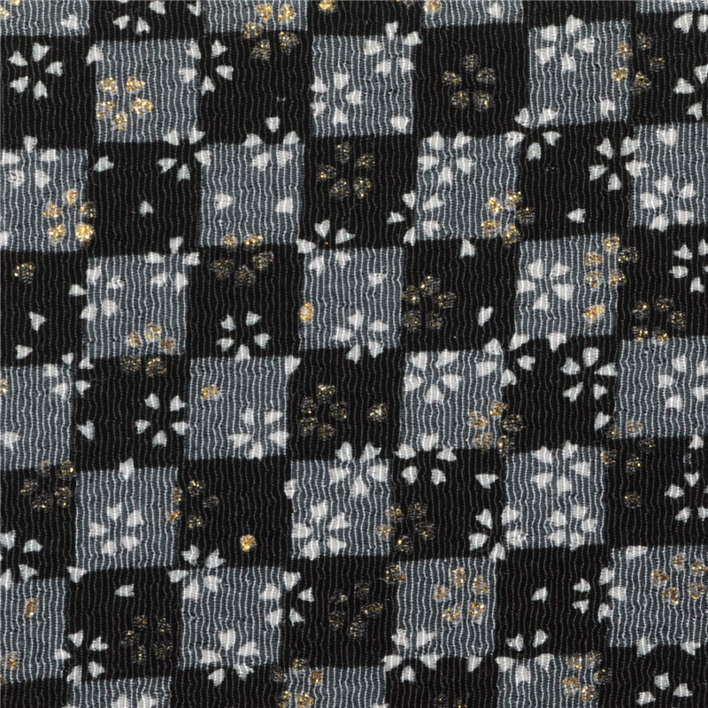 >日本紐釦貿易 ちりめん 金彩 市松と桜 黒 巾約70cm×6ｍ切売カット GN97-06-6M 1枚（ご注文単位1枚）【直送品】