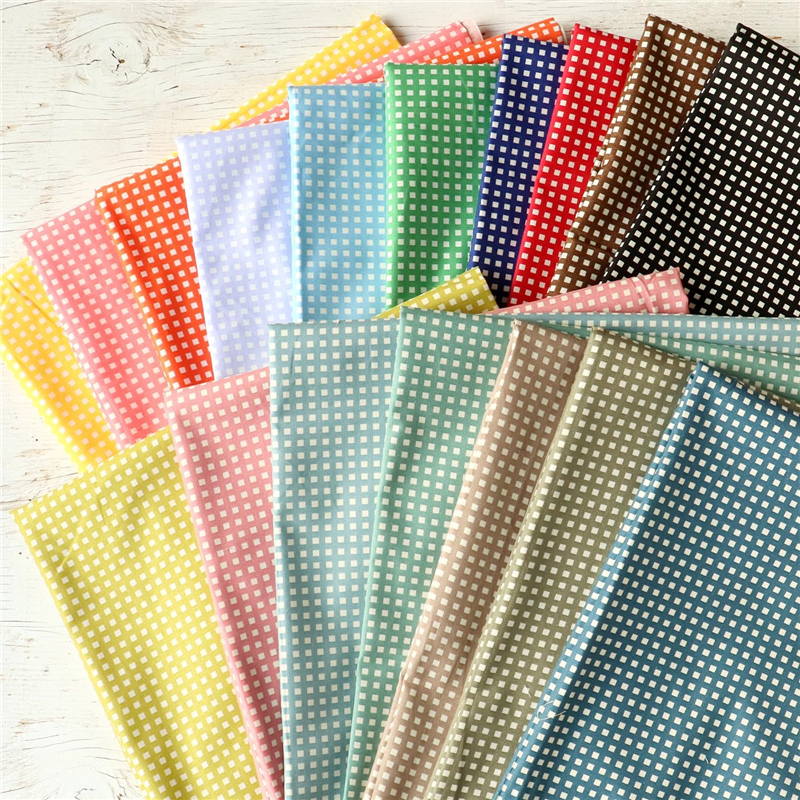 日本紐釦貿易 カラフルチェック柄 プリント生地 北欧風 布 Happy Sweet collection からし色 巾約110cm×8m切売カット HS1287-101-8M 1枚（ご注文単位1枚）【直送品】