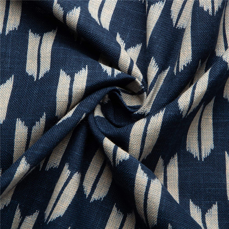 日本紐釦貿易 和風モダン柄生地 巾110cm×2m切売カット 矢絣文様柄 KP7090-18-2M 1枚（ご注文単位1枚）【直送品】