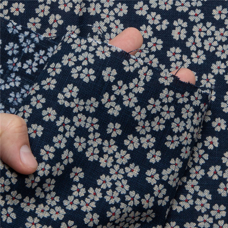 日本紐釦貿易 和風モダン柄生地 巾110cm×6m切売カット 桜柄 KP7090-54-6M 1枚（ご注文単位1枚）【直送品】