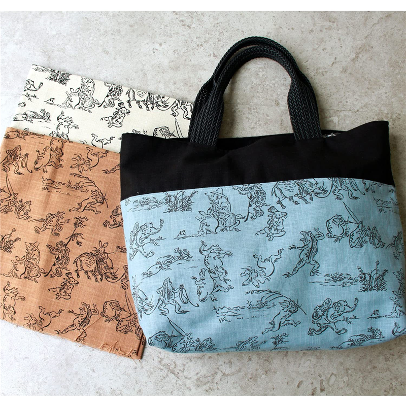 日本紐釦貿易 鳥獣戯画 むら糸藍染調 プリント生地 ピンク×ブラウン線 巾約110cm 5mカット KW7070-7M-5M 1枚（ご注文単位1枚）【直送品】