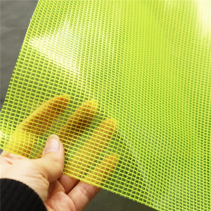 日本紐釦貿易 ビニール生地 ネットチェック小 イエロー 約巾65cm 4m切り売りカット MF34-9-4M 1枚（ご注文単位1枚）【直送品】