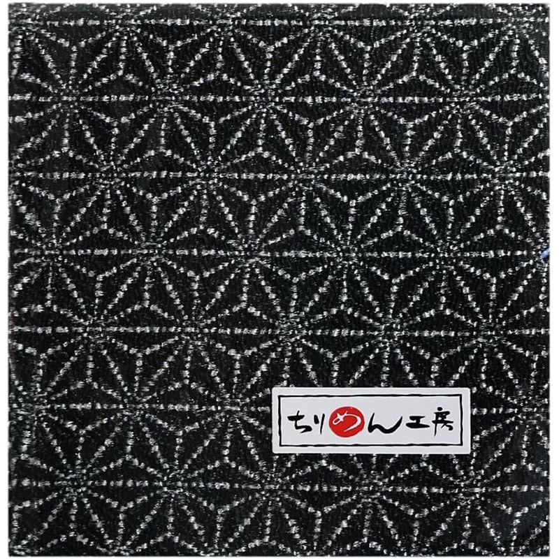 日本紐釦貿易 ちりめん 友禅 麻の葉 黒 巾約70cm×6ｍ切売カット 1枚（ご注文単位1枚）【直送品】