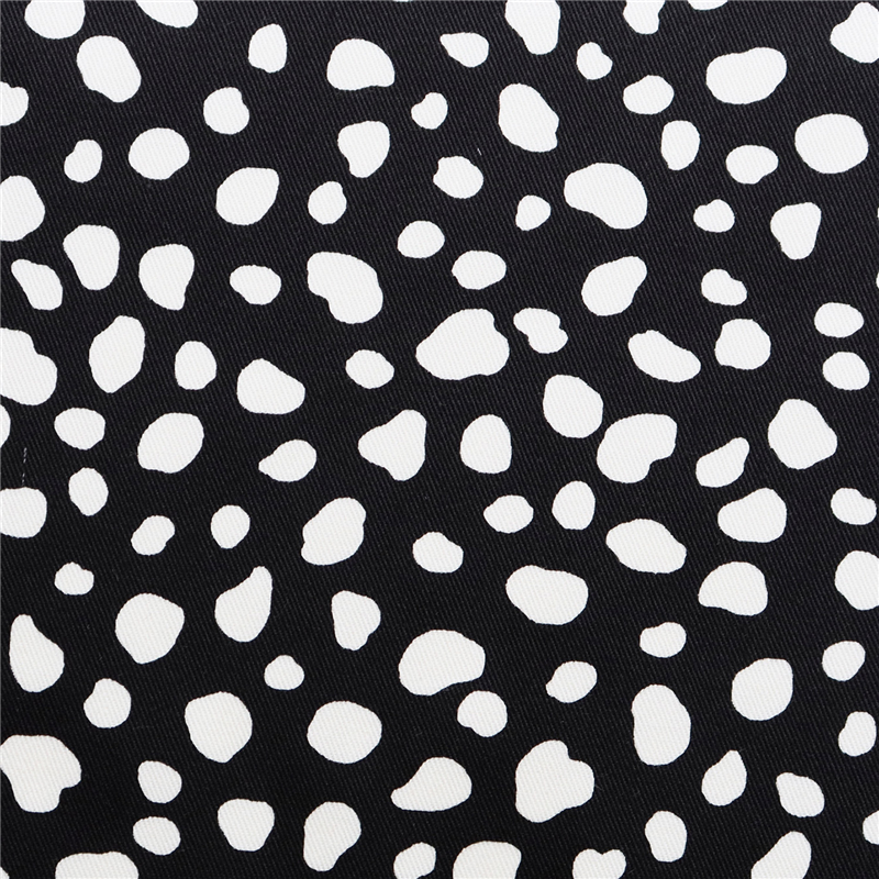 日本紐釦貿易 ツイル生地 ダルメシアン柄 color.C 3mカット IBK7070-10C-3M 1枚（ご注文単位1枚）【直送品】