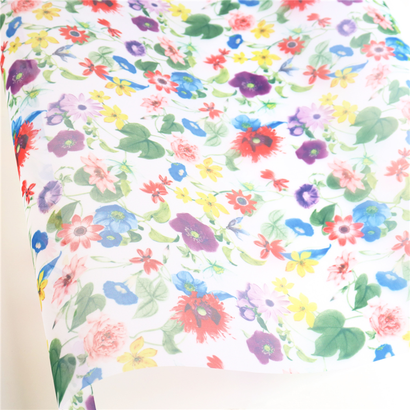 日本紐釦貿易 転写チュール カラフルな花々 巾約68cm 1mカット 96272-1023-1M 1枚（ご注文単位1枚）【直送品】