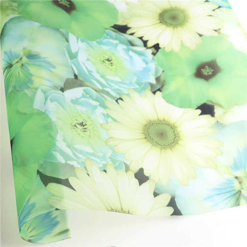 日本紐釦貿易 転写チュール 緑の大柄花 巾約68cm 1mカット F10126-1011-1M 1枚（ご注文単位1枚）【直送品】