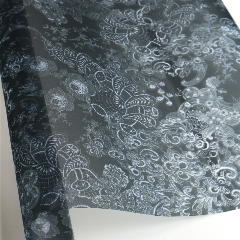 日本紐釦貿易 転写チュール 黒地ダマスク風 巾約68cm 1mカット F84892-1116-1M 1枚（ご注文単位1枚）【直送品】