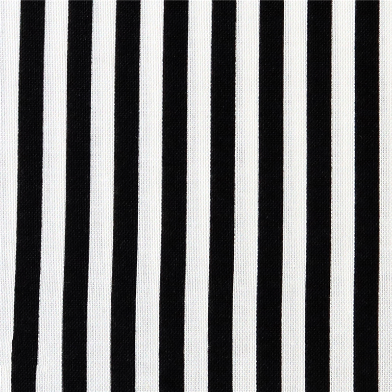 日本紐釦貿易 Happy Sweet Collection ストライプ スケア プリント生地 巾約110cm ブラック×白 3mカット HS1282-10-3M 1枚（ご注文単位1枚）【直送品】