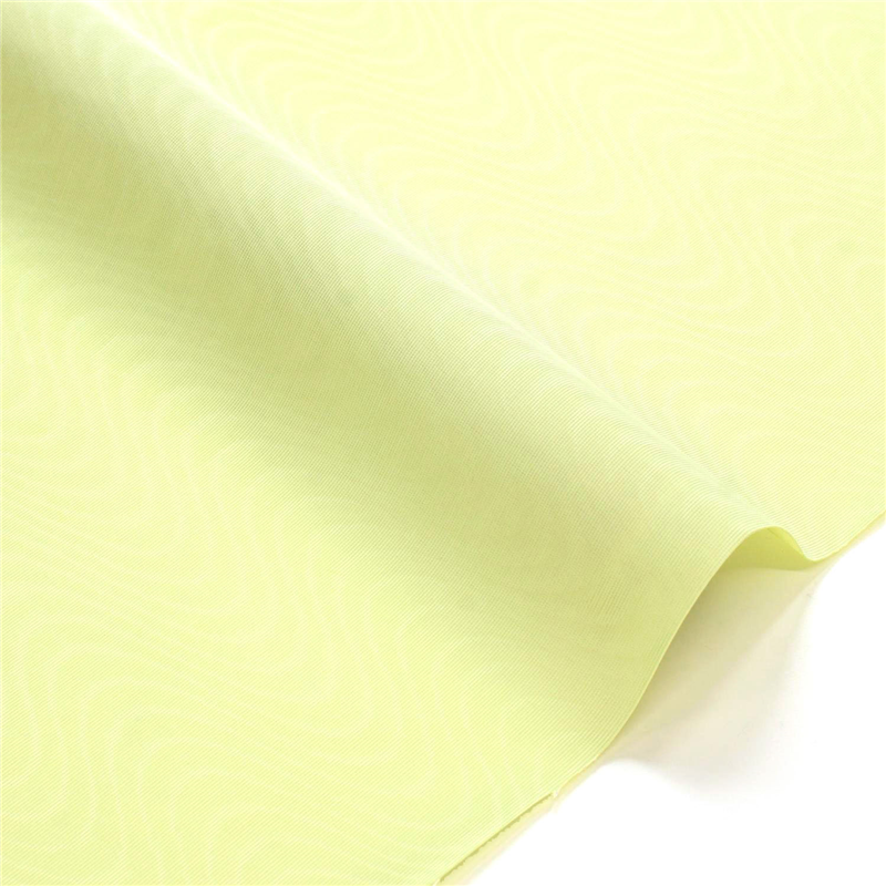 日本紐釦貿易 シャンタンモアレ 裏地用生地 レーヨン 巾約91cm×7m切売カット エッグイエロー TN10-104 1枚（ご注文単位1枚）【直送品】