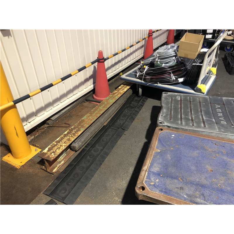 キャスターピット 1枚 (ご注文単位1枚)【直送品】